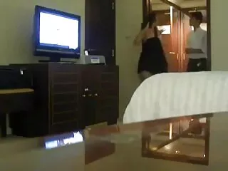 Transmisión videos de trios sexuales reales / Laura