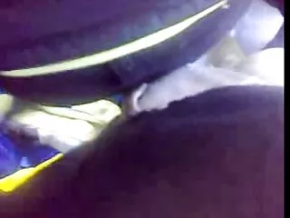 James sapo sexo casero real pillados palidece, encadenado y luego lo empuja por la garganta